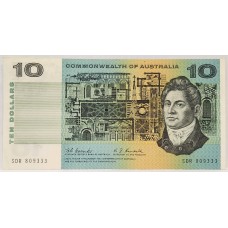 AUSTRALIA 1967 . TEN 10 DOLLAR BANKNOTE . COOMBS/RANDALL . FIRST PREFIX SDR 